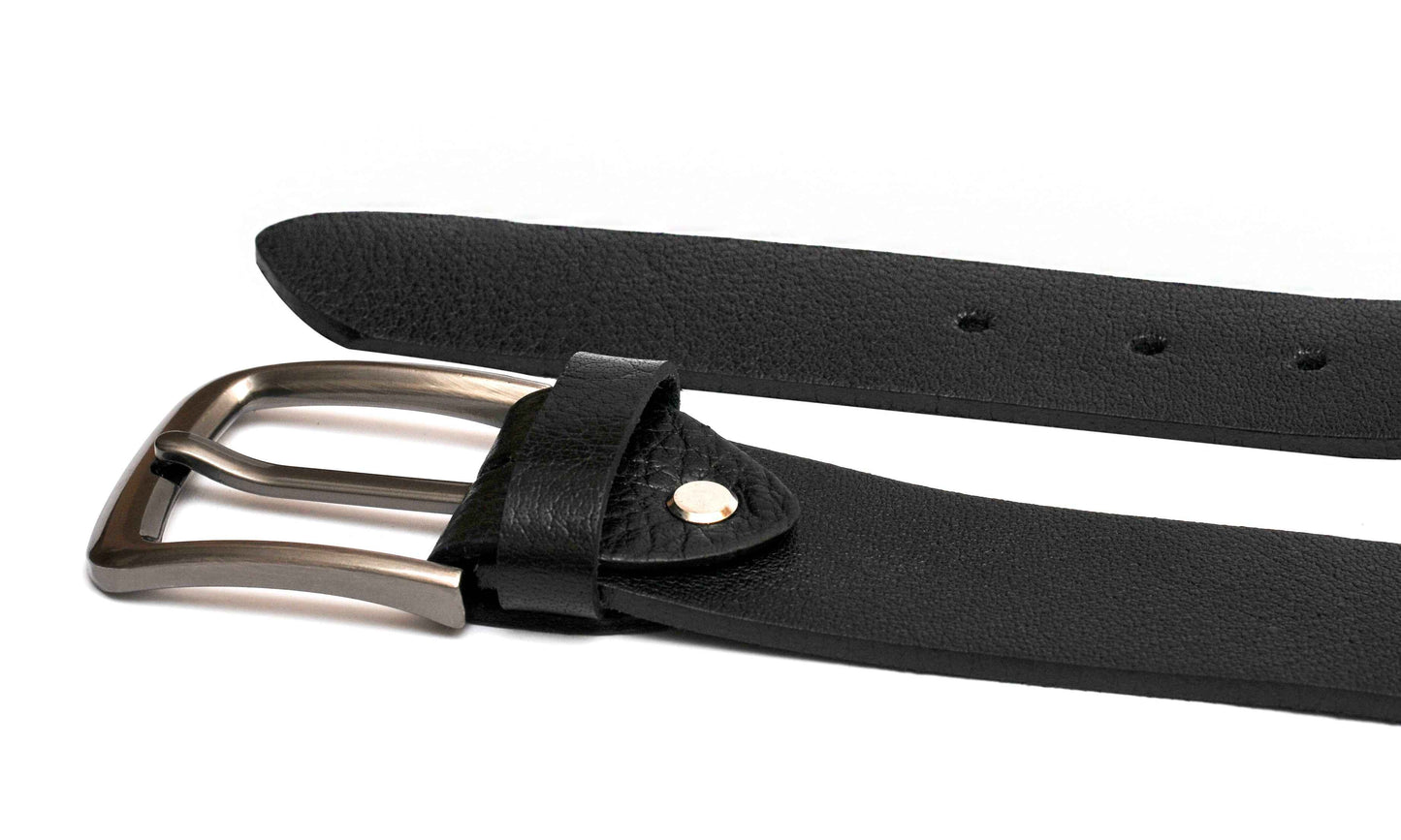 Men's Belt in Genuine Black Cowhide with High Quality Buckle